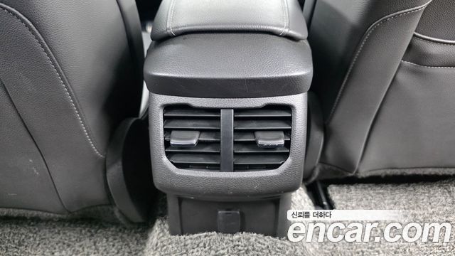 Ford Mondeo 2015 — photo 18