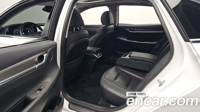 Hyundai Grandeur 2022 — photo 18