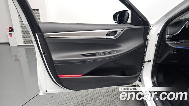 Hyundai Grandeur 2022 — photo 14