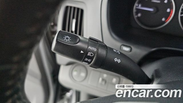 Hyundai Starex 2019 — photo 18