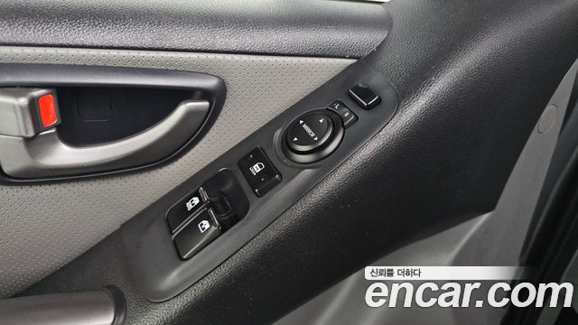 Hyundai Starex 2019 — photo 19