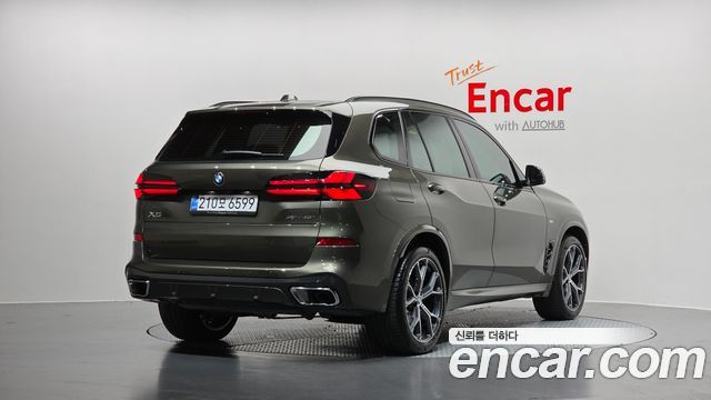 BMW X5 2025 — photo 2