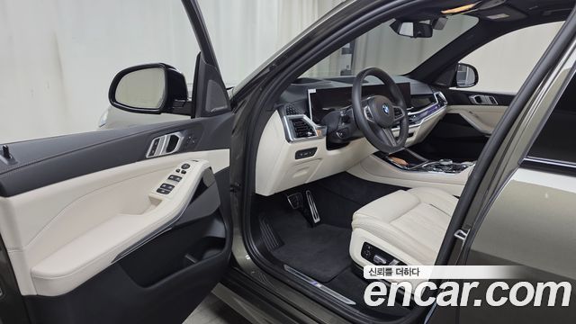 BMW X5 2025 — photo 13