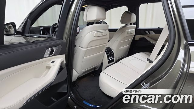 BMW X5 2025 — photo 18