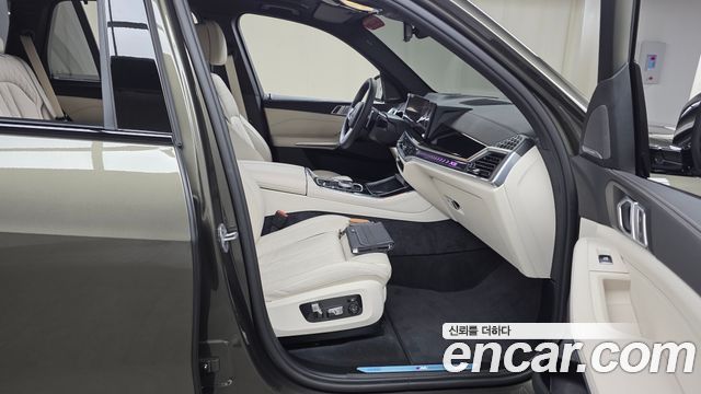BMW X5 2025 — photo 16