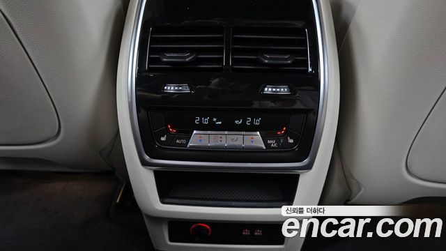 BMW X5 2025 — photo 35