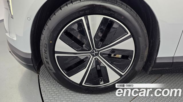 Polestar Polestar 4 2025 — photo 5