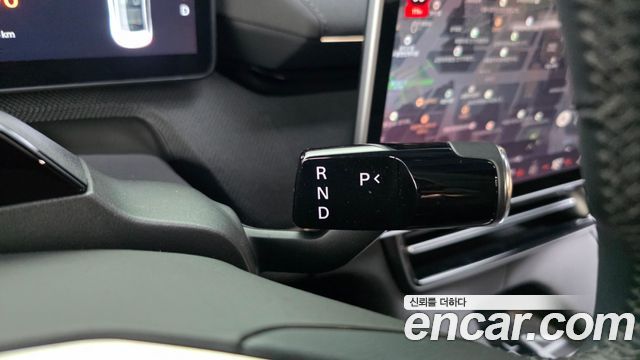 Polestar Polestar 4 2025 — photo 12