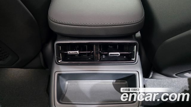 Polestar Polestar 4 2025 — photo 25