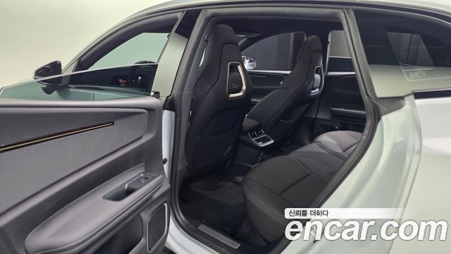 Polestar Polestar 4 2025 — photo 16