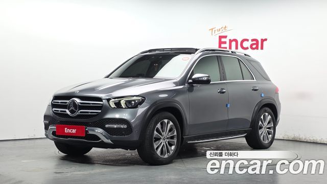 Mercedes-Benz GLE-Class 2021 — photo 1
