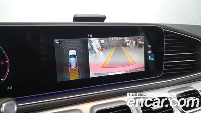 Mercedes-Benz GLE-Class 2021 — photo 22
