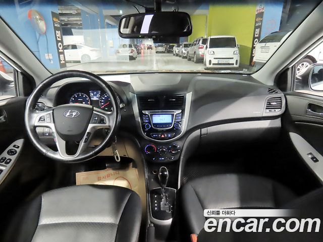 Hyundai Accent 2015 — photo 5