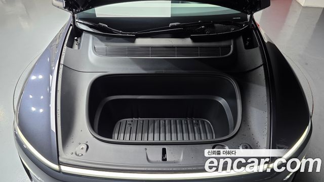 Tesla Model Y 2026 — photo 6