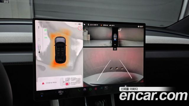 Tesla Model Y 2026 — photo 22