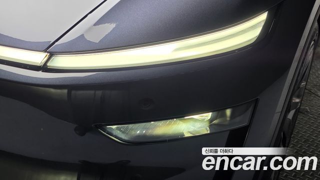 Tesla Model Y 2026 — photo 8
