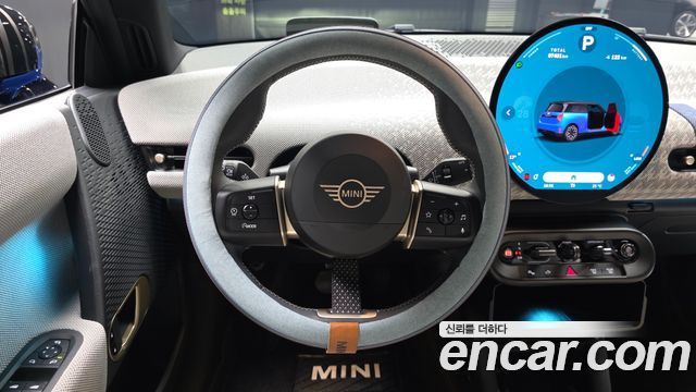 Mini Cooper 2024 — photo 12