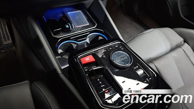 BMW M5 2025 — photo 12