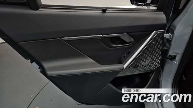 BMW M5 2025 — photo 15