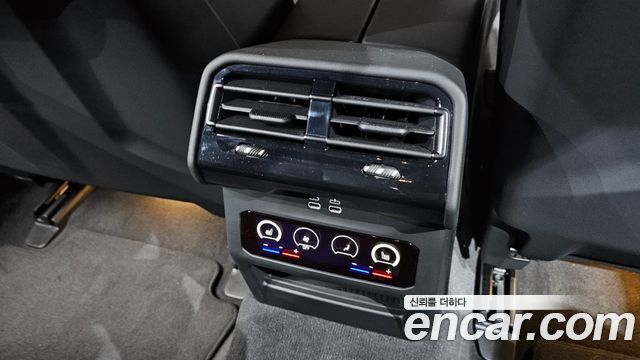 BMW M5 2025 — photo 28
