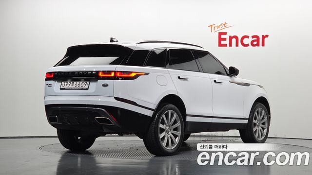 Land Rover Range Rover Velar 2019 — photo 2