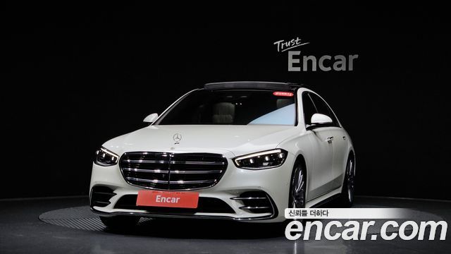 Mercedes-Benz S-Class 2023 — photo 3