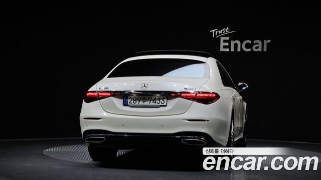 Mercedes-Benz S-Class 2023 — photo 4