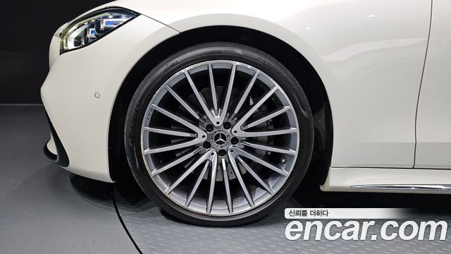 Mercedes-Benz S-Class 2023 — photo 5