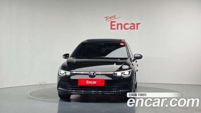 Volkswagen Golf 2023 — photo 3
