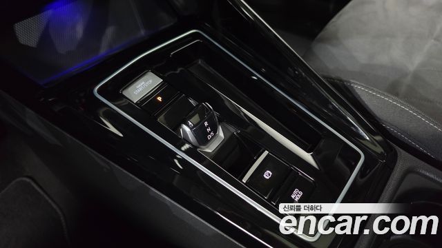 Volkswagen Golf 2023 — photo 12
