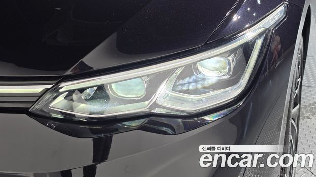 Volkswagen Golf 2023 — photo 8