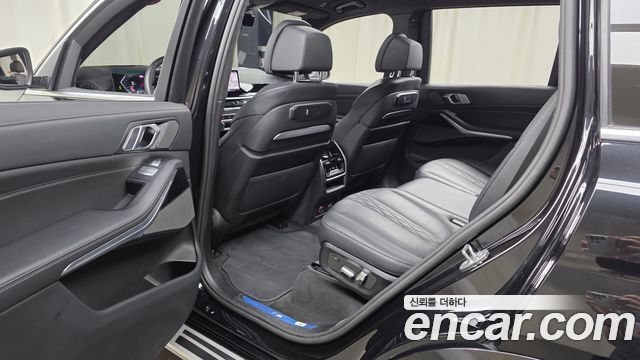 BMW X7 2024 — photo 18