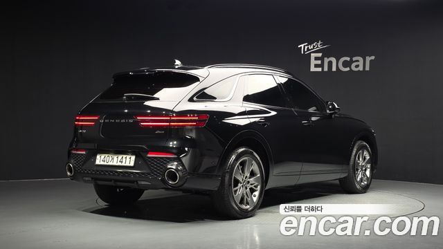 Genesis GV70 2023 — photo 2