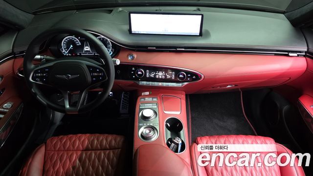 Genesis GV70 2023 — photo 10