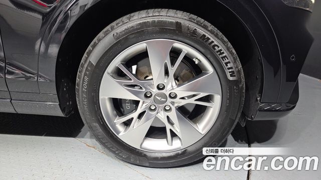 Genesis GV70 2023 — photo 7