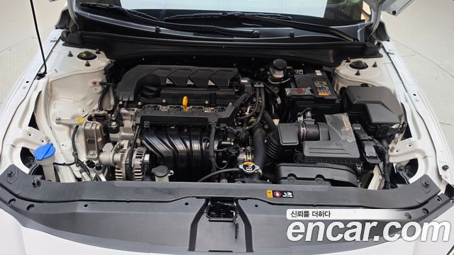 Hyundai AVANTE 2025 — photo 6