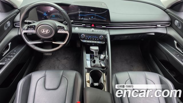 Hyundai AVANTE 2025 — photo 10