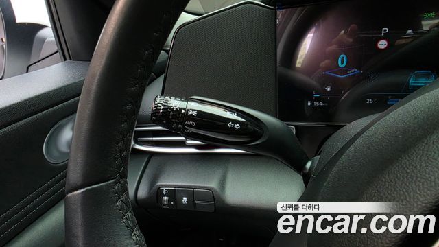 Hyundai AVANTE 2025 — photo 26