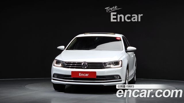 Volkswagen Jetta 2015 — photo 3