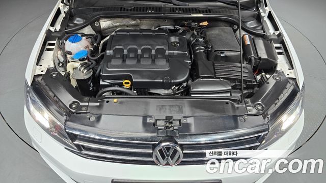 Volkswagen Jetta 2015 — photo 6