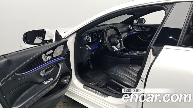 Mercedes-Benz CLS-Class 2022 — photo 13