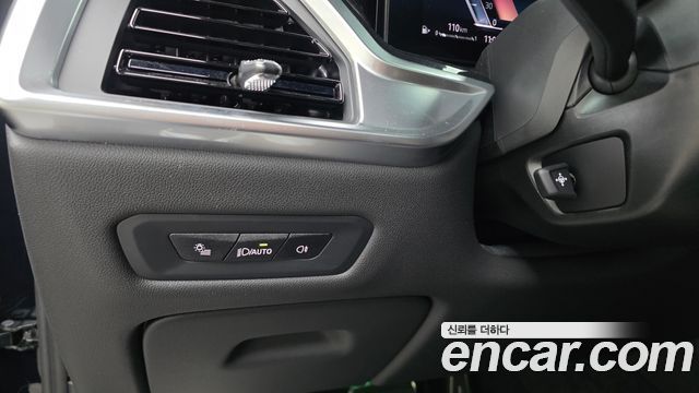 BMW X6 2025 — photo 29