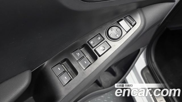 Hyundai Ioniq 2020 — photo 28
