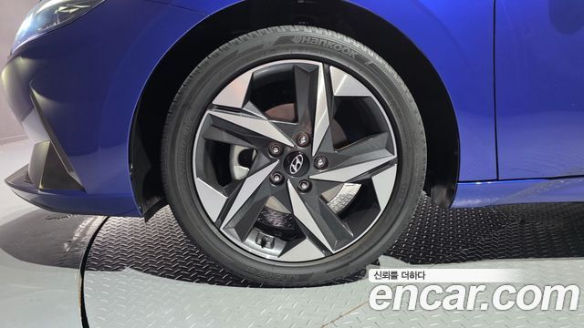 Hyundai AVANTE 2021 — photo 5