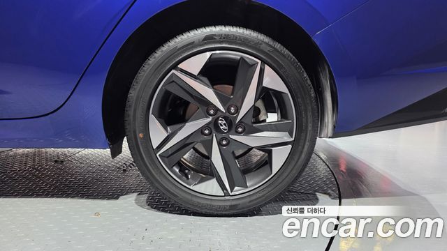 Hyundai AVANTE 2021 — photo 7