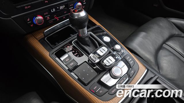 Audi A7 2016 — photo 9