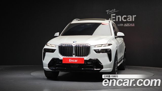 BMW X7 2025 — photo 3