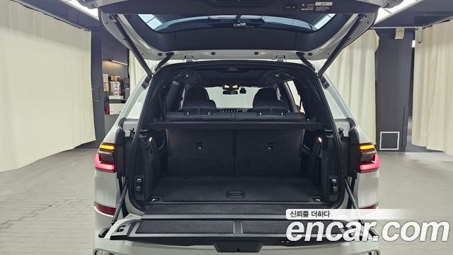 BMW X7 2025 — photo 26