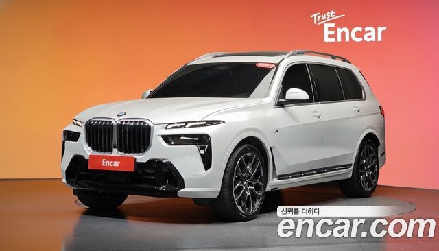 BMW X7 2025 — photo 1