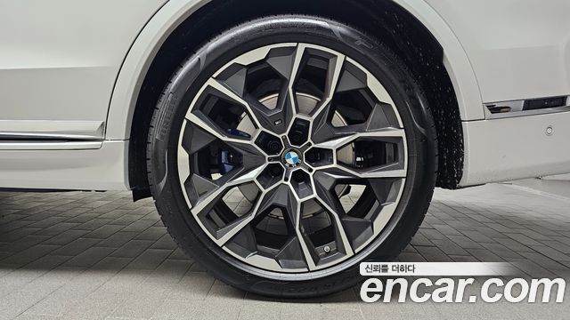 BMW X7 2025 — photo 7